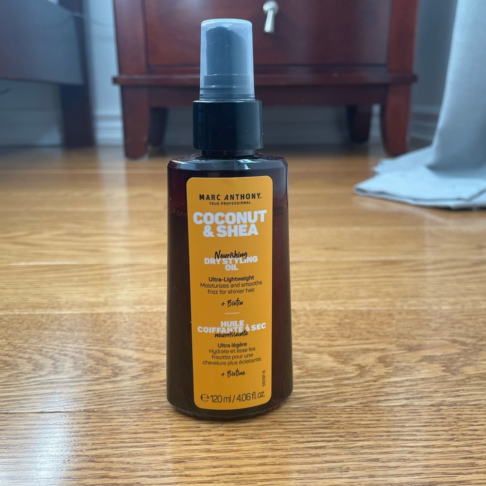 Marc Anthony hair oil